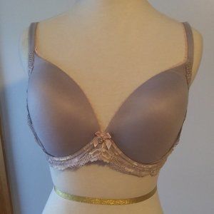 Victorias Secret Body by Victoria No Wire 36D Bra
